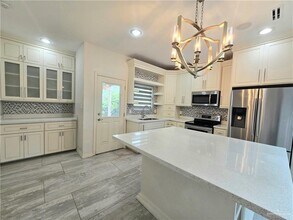 24 Dorado Dr in Alton, TX - Building Photo - Building Photo