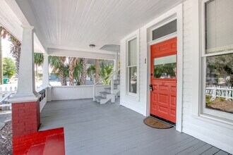 330 S Woodland Blvd in DeLand, FL - Building Photo - Building Photo