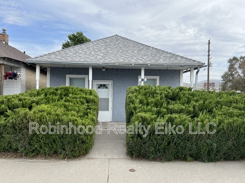 570 Silver St in Elko, NV - Building Photo