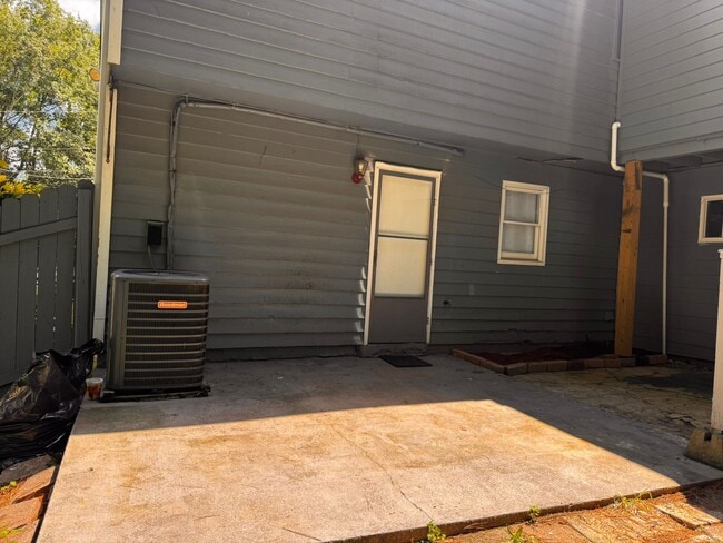 1750 Kristi Dr, Unit 4