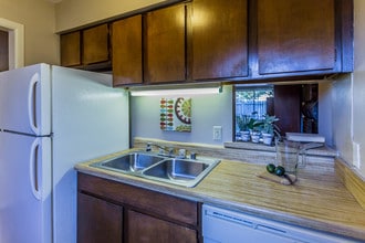 Sturbridge Townhomes in Little Rock, AR - Foto de edificio - Interior Photo