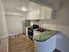 2619 Acacia St in Stockton, CA - Building Photo - Building Photo