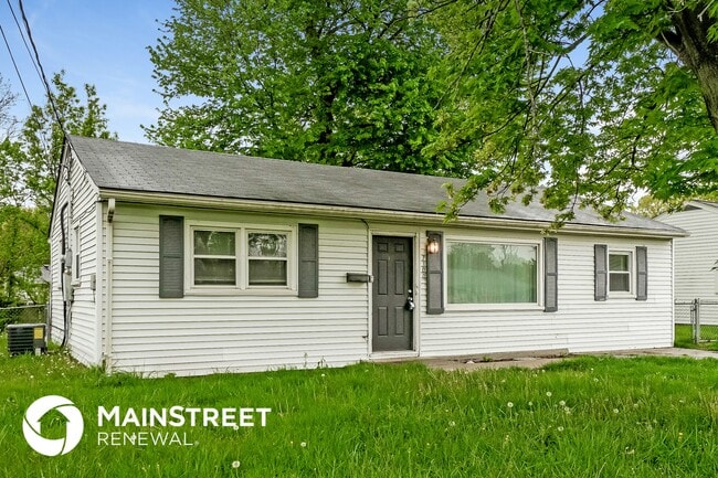 7300 Betsy Ross Dr in Louisville, KY - Building Photo - Building Photo