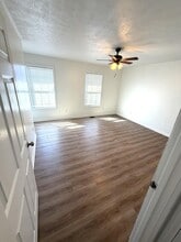 2002 Brooklyn Blvd in Berea, KY - Building Photo - Building Photo