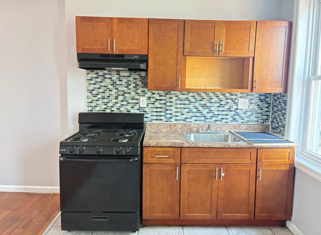 224 3rd St, Unit 6