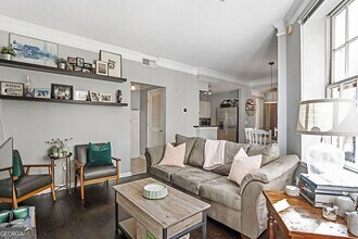 800 Peachtree St NE, Unit 8219 in Atlanta, GA - Building Photo - Building Photo