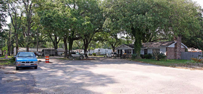 COOPER BROTHERS in Saraland, AL - Building Photo - Building Photo