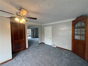 6715 Theota Ave in Parma, OH - Building Photo - Building Photo