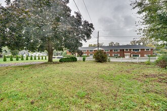 706 Michigan St in Wheaton, IL - Building Photo - Building Photo
