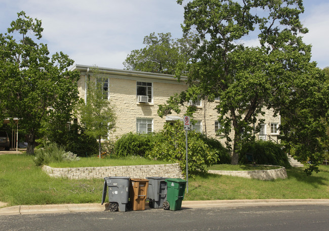 3300 Tom Green St in Austin, TX - Building Photo - Building Photo