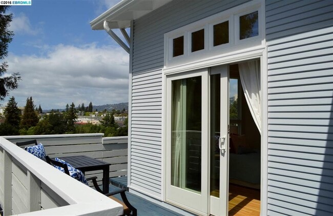 663 Fairmount Ave in Oakland, CA - Building Photo - Building Photo