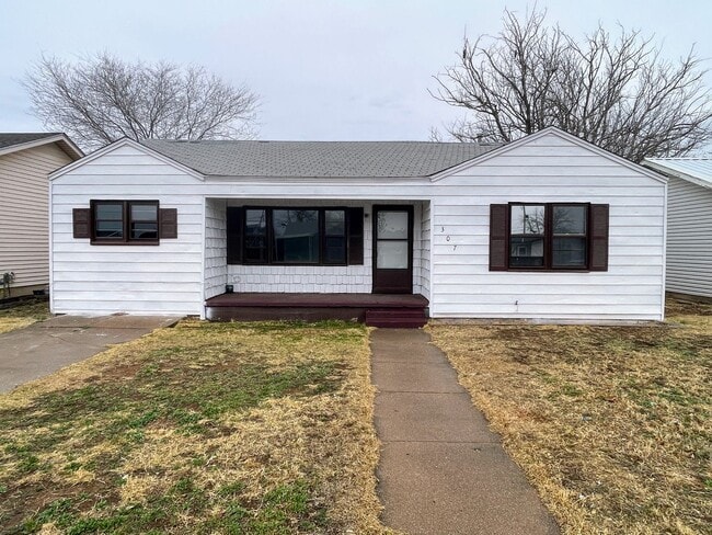 property at 307 34th St