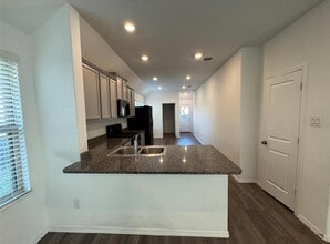 24022 Falling Daylight Dr in Hockley, TX - Building Photo - Building Photo