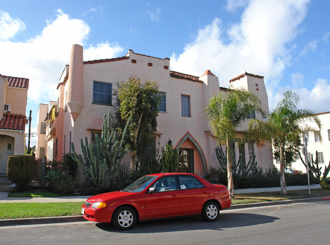 465 N Spaulding Ave in Los Angeles, CA - Building Photo - Building Photo