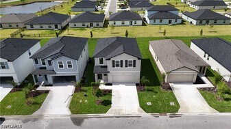 4050 San Felice Ln in Ft. Myers, FL - Building Photo
