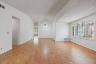 43805 Nicole St in Lancaster, CA - Building Photo - Building Photo
