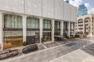 1505 Elm St in Dallas, TX - Building Photo - Building Photo