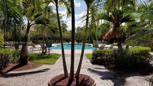 10342 Fox Trail Rd S in Royal Palm Beach, FL - Building Photo - Building Photo
