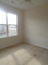 6806 Robnel Ct in Fredericksburg, VA - Building Photo - Building Photo