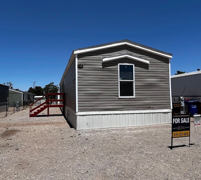 252 Zuni in Las Cruces, NM - Building Photo