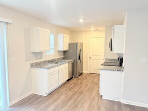 344 Berkley Rd in Charlestown, IN - Building Photo - Building Photo