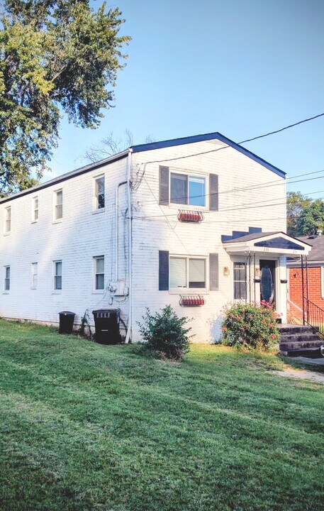 231 Thompson Ave, Unit 231 Thompson ave in Louisville, KY - Building Photo