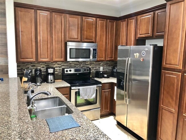 8056 Prestbury Dr in Orlando, FL - Building Photo - Building Photo