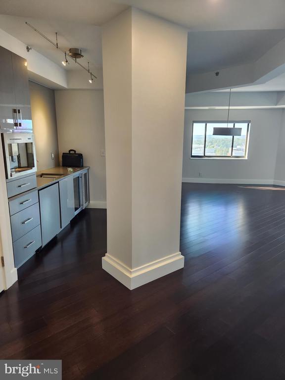 property at 900 N Stafford St