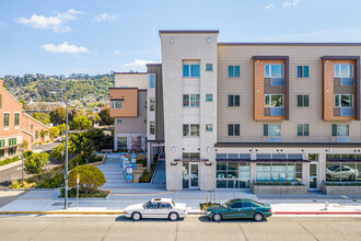 Hana Gardens in El Cerrito, CA - Building Photo - Building Photo