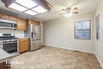 6116 Buck Blvd in Indianapolis, IN - Foto de edificio - Building Photo