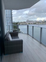 17111 Biscayne Blvd, Unit 1109 in Aventura, FL - Building Photo - Building Photo