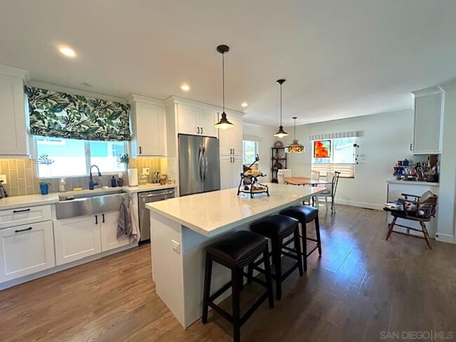 3302 Don Diablo Dr in Carlsbad, CA - Building Photo - Building Photo
