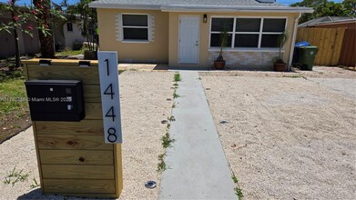 1448 NE 24th Ct in Wilton Manors, FL - Building Photo - Building Photo