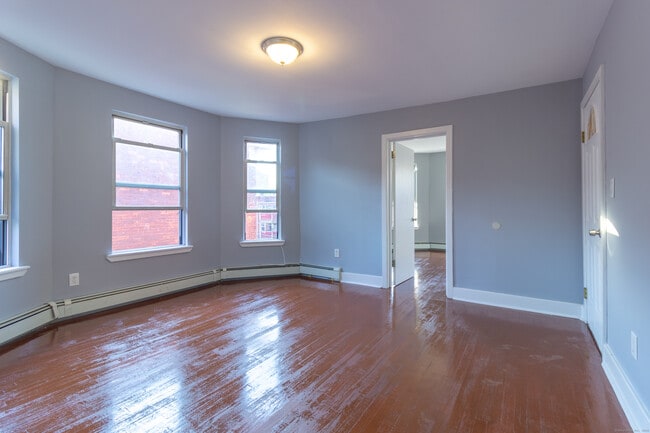 27 York St in Hartford, CT - Building Photo - Building Photo