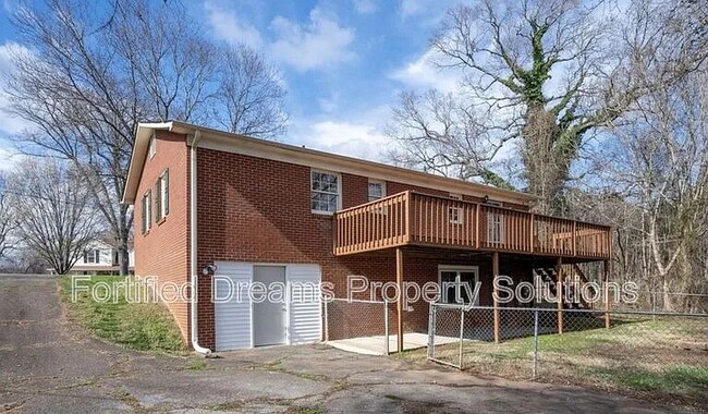 883 Milling Rd in Mocksville, NC - Building Photo - Building Photo