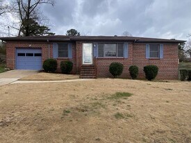 2632 5th St NE in Center Point, AL - Building Photo