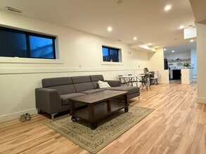 46265 Hope River Rd in Chilliwack, BC - Building Photo - Building Photo