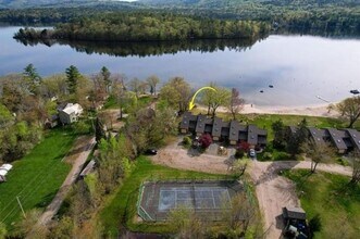 15 Manor Estates Dr in Bristol, NH - Building Photo - Building Photo