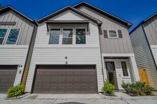 615 Northew St in Houston, TX - Building Photo