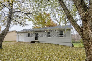 1617 N Emery St in Independence, MO - Building Photo