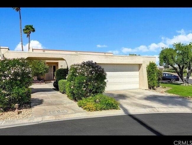 property at 80071 Palm Cir Dr