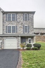 24 Lismore Pl in Mechanicsburg, PA - Building Photo - Building Photo