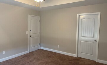 648 Piney Woods Rd in Owens Cross Roads, AL - Building Photo - Building Photo