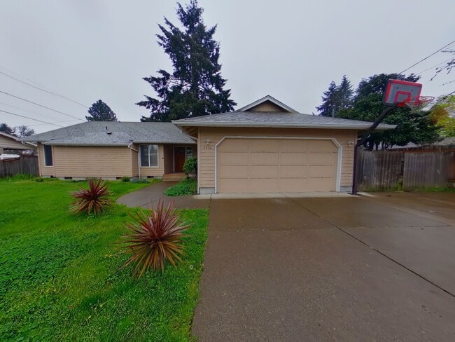 property at 2310 Snelling Dr