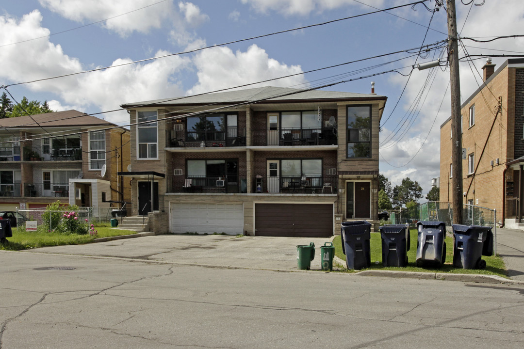 72-74 Purdon Dr in Toronto, ON - Building Photo