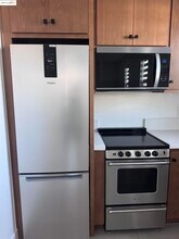 470 Trellis Wy in Brentwood, CA - Building Photo - Building Photo