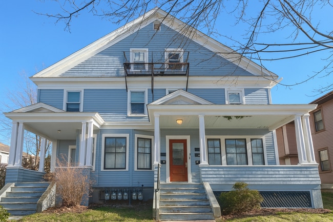 57 Bartlett Ave, Unit #4