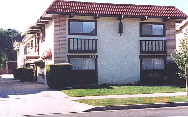 405 N Marguerita Ave in Alhambra, CA - Foto de edificio