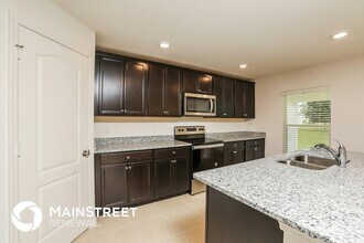 1700 Gopher Tree St in Mascotte, FL - Building Photo - Building Photo