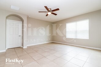 710 SW 12th St, Unit 01-3C in Cape Coral, FL - Building Photo - Building Photo